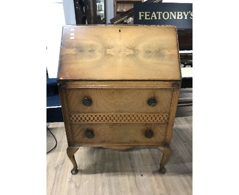 VINTAGE BUREAU