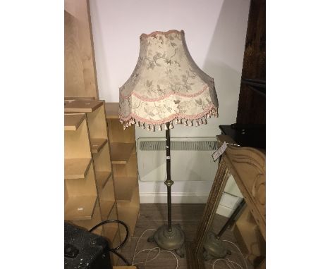 VINTAGE BRASS STANDARD LAMP