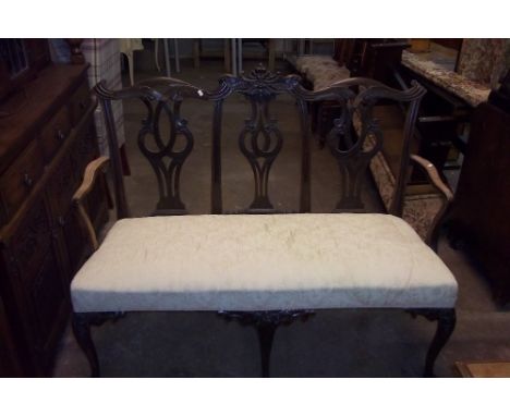 AN ANTIQUE CHIPPENDALE STYLE CARVED MAHOGANY TRIPLE RACK SETTEE CHAIR