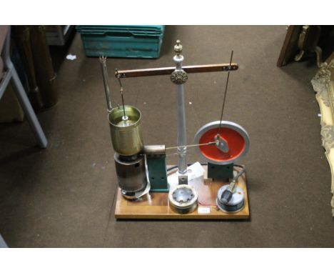 A TIN CAN STERLING ENGINE