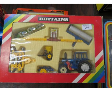 Britains 9592 Massey Ferguson tractor and farm implements gift set
