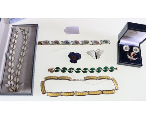 Collection of Scandinavian jewellery to include pair of  white enamel sunflower earrings by Georg Jenson, a white metal and e