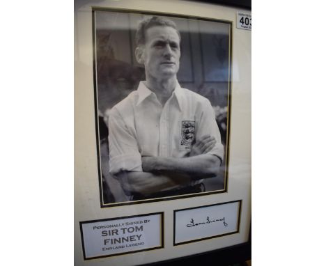 Signed mounted photograph of England Footballing Legend 'Sir Tom Finney' with certificate of authenticity to verso by Wonderl