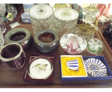 A Tray Containing Glass Paper Weights, Glass Lamp Shades, Glass Table Lamp Etc. 