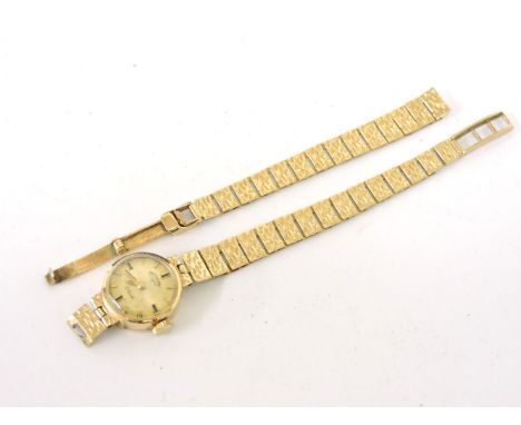 A ladies 9ct gold Rotary mechanical bracelet watch, broken at the 6.00 o'clock end, original case