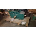 Paramax Gear Drive, Model PX 8075R1 YS RL 3.15, S/N A773117, Input 250HP, 1150 RPM, Ratio 3.250:1