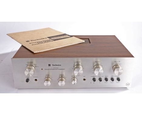 Technics Intergrated Stereo Amplifier SU-3050, with Operating Instructions. S/N 001193