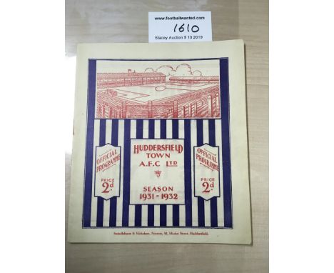 31/32 Huddersfield Town v Bolton Wanderers Football Programme: Dated 26 9 1931 in good condition with no team changes.