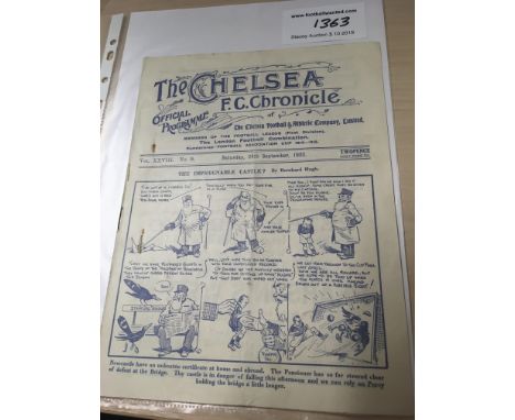 1932/33 Chelsea v Newcastle United Football Programme: Dated 24 9 1932. Good condition with rust marks to front and rear cove