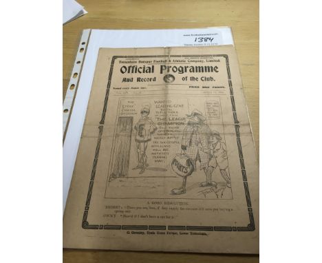 1921/22 Tottenham Hotspur v Oldham Athletic Football Programme: Dated 14 4 1922 in good condition with light wear to folds.