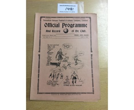 37/38 Tottenham Reserves v Reading Football Programme: Dated 16 4 1938 in excellent condition with no team changes. London Co