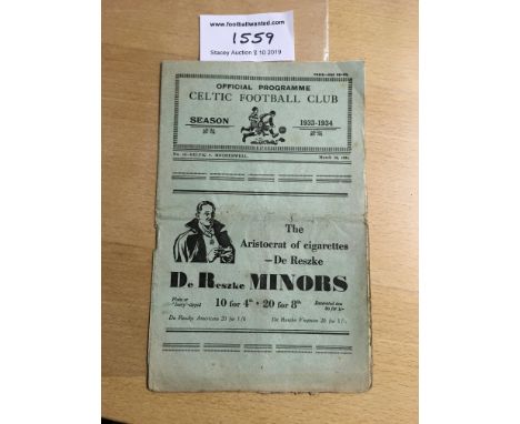 33/34 Celtic v Motherwell Football Programme: Dated 10 3 1934 in good condition with no team changes. Fold.
