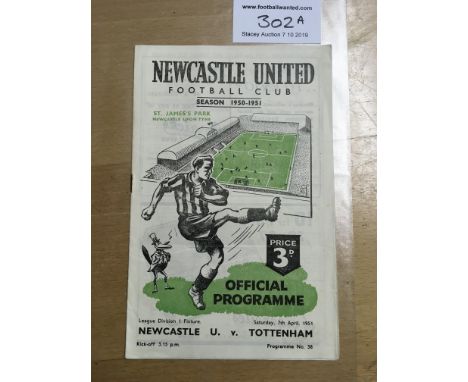 50/51 Newcastle United v Tottenham Football Programme: Dated 7 4 1951 from the division one championship season in good condi