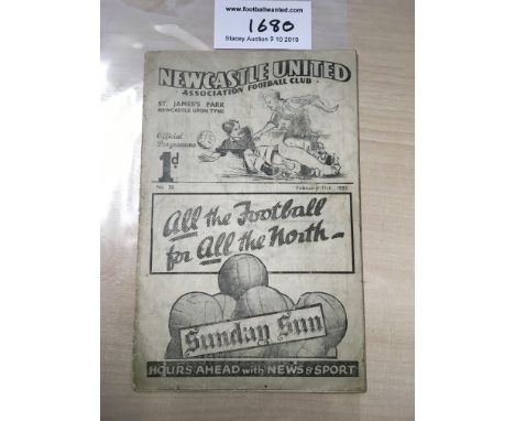 38/39 Newcastle United v Preston FA Cup Football Programme: Dated 11 2 1939 in fair condition with no team changes. Tear on s