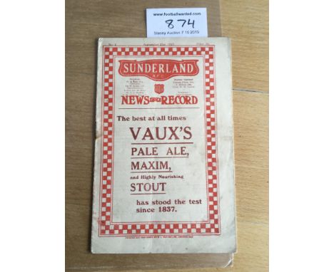 29/30 Sunderland v Arsenal Football Programme: Very good condition League match dated 21 9 1929 with no writing. Staple is ru