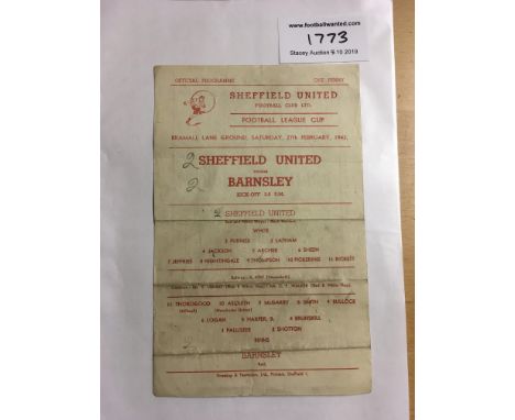 42/43 Sheffield United v Barnsley Football Programme: Dated 27 2 1943 in fair condition with no team changes. Folding and num