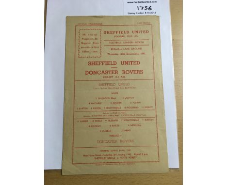 41/42 Sheffield United v Doncaster Rovers Football Programme: Dated 25 12 1941 in good condition with no team changes. Light 