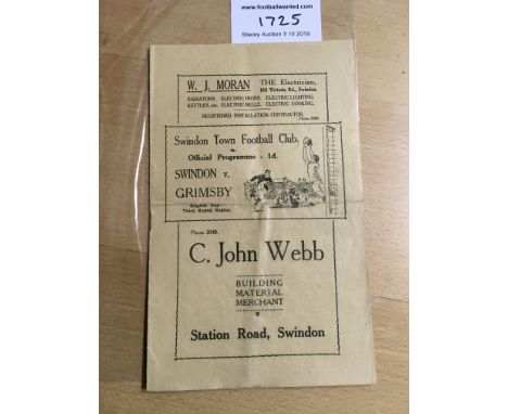37/38 Swindon Town v Grimsby FA Cup Football Programme: Dated 12 1 1938 in excellent condition with no team changes. Light fo
