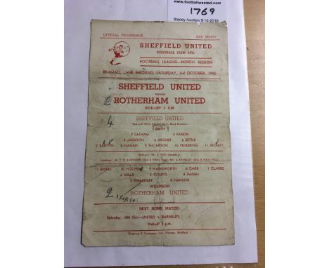 42/43 Sheffield United v Rotherham Football Programme: Dated 3 10 1942 in fair condition with no team changes. Folding creasi