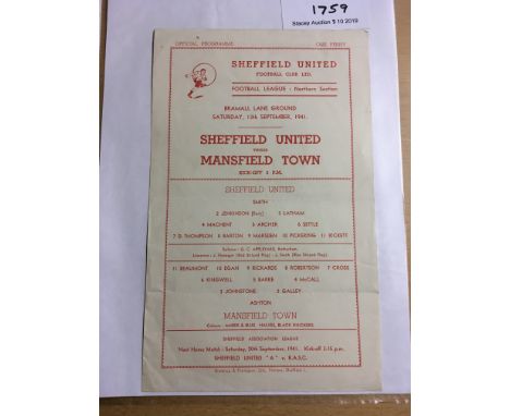 41/42 Sheffield United v Mansfield Town Football Programme: Dated 13 9 1941 in good condition with no team changes. Light fol