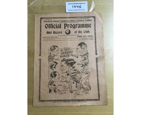 35/36 Tottenham v Swansea Town Football Programme: Dated 2 11 1935  with no team changes. Light folds.