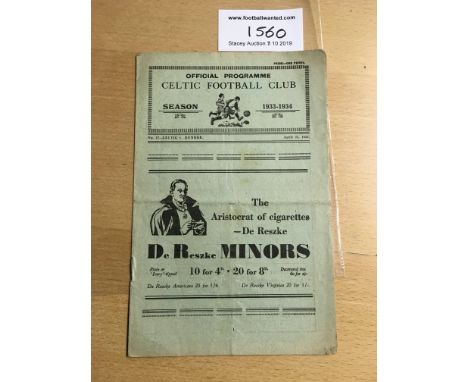 33/34 Celtic v Dundee Football Programme: Dated 21 4 1934 in good condition with no team changes. Light fold.