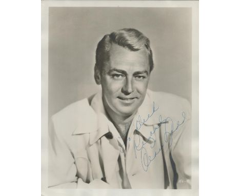 Alan Ladd signed vintage 10x8 (smiling head and shoulders portrait), comes with original mailing envelope dated February 1956