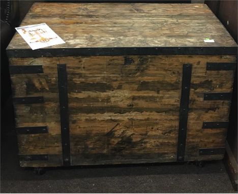 Pine Metal Cornered, Metal Lined Trunk