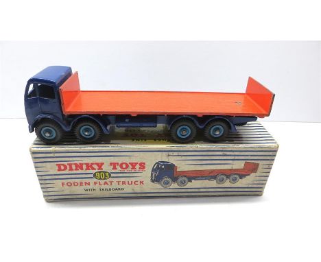 Dinky Toys 903 Foden Flat Truck boxed in good condition edge and surface chips and marks box light wear 