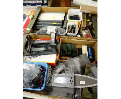 A parcel of mainly Hornby OO model train accessories, carriages, station buildings etc