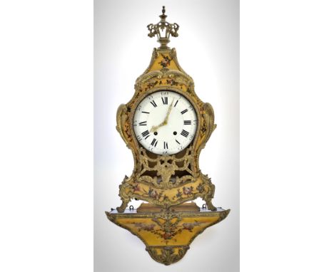 Cartel d’applique con mensola, Savoia, seconda metà XVIII secolo alt. complessiva cm 105x42x15 Laccata in giallo crema con de