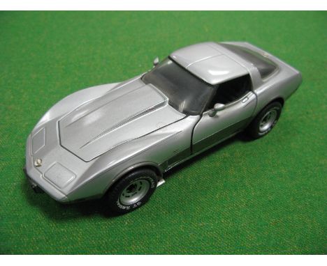 A Franklin Mint 1:24th Scale Diecast Model 1978 Corvette Stingray, missing literature and outer box.