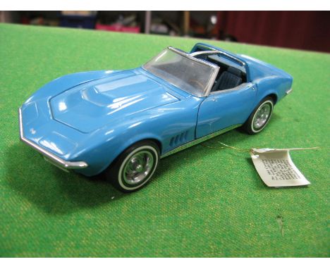 A Franklin Mint 1:24th Scale Diecast Precision Model 1968 Corvette, missing wing mirror,  box outer, literature.