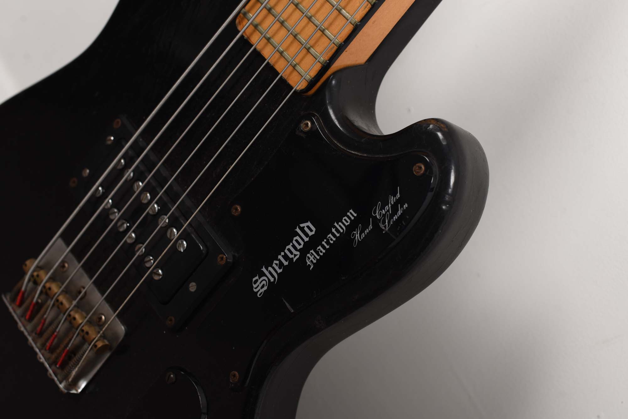 ORIGINAL JOY DIVISION SHERGOLD MARATHON CUSTOM 6 STRING BASS GUITAR AND