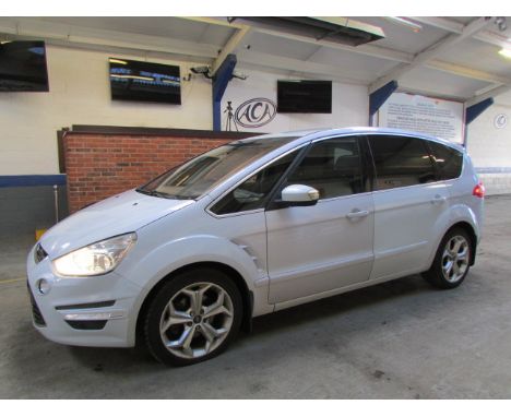 Make &amp; Model: Ford S-Max Titanium TDCIDate of Reg: WG60 LXPColour: Whitecc: 1997MoT: 18-01-2022Fuel Type: DIESELMileage: 