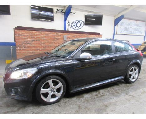 Make &amp; Model: Volvo C30 R Design D2Date of Reg: YP60 DJOColour: Blackcc: 1560MoT: 01-08-2021Fuel Type: DIESELMileage: 60k