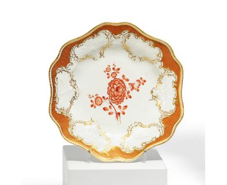 SPEISETELLER AUS DEM SOG. "MÖLLENDORFF-SERVICE". Meissen. Datierung: Um 1762. Meister/Entwerfer: Modell wohl Friedrich Elias 
