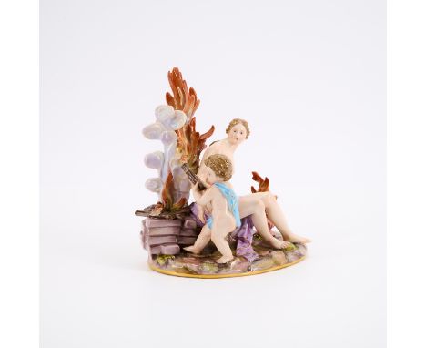 ALLEGORIE DES FEUERS MIT VENUS UND PUTTO. Meissen. Datierung: 19. Jh. Technik: Porzellan, farbig und sparsam gold dekoriert. 