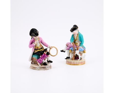 JÄGER MIT HUND. Meissen. Datierung: Mitte 19. Jh. Technik: Porzellan, farbig staffiert, gold dekoriert. Maße: Höhe 14cm. Mark