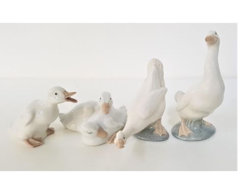 FOUR NAO FIGURINESof two geese, 15cm and 11cm high and two duck figurines, 8cm and 6cm high (4) 