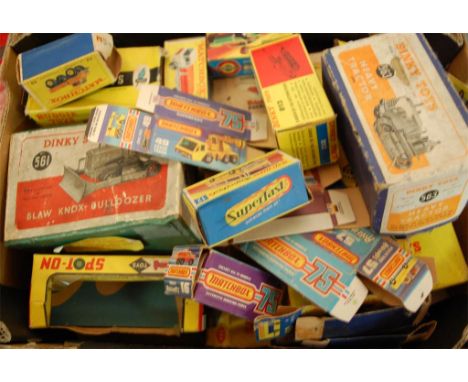 A collection of assorted diecast toy vehicle boxes only, to include; Dinky Toys heavy tractor, Dinky Supertoys Blacks Knox bu