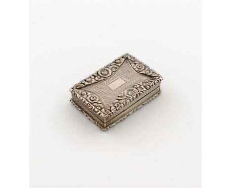 A William IV silver vinaigrette, by John Bettridge, Birmingham 1832, rectangular form, engine-turned decoration, the hinged c