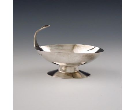 By Charles Boyton and Sons, a silver bonbon dish, London 1933, also signed Charles Boyton, oval form, spot-hammered decoratio