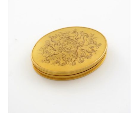 An early 18th century fine George I gold snuff box, unmarked, circa 1720-30, oval form, the hinged cover with an armorial wit