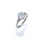 A DIAMOND SINGLE STONE RING