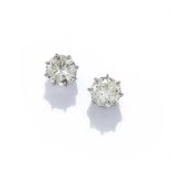 A PAIR OF DIAMOND SINGLE STONE EARRINGS