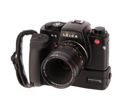 A Leica R5 SLR Camera,1991, black, serial no. 1900555, with Leitz Macro-Elmarit-R f/2.8 60mm lens, 1974, black, serial no. 27