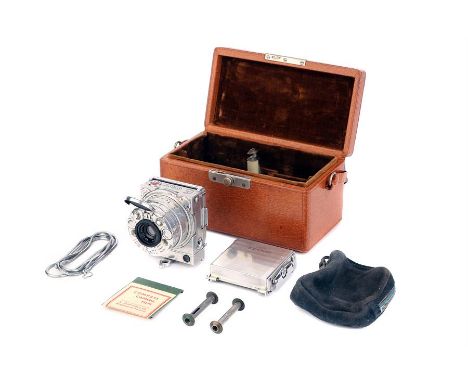 A Jaeger LeCoultre Compass Camera Outfit,chrome, serial no. 1480, with Anastigmat CCL3B f/3.5 35mm lens, body, VG, shutter wo