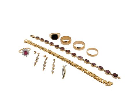 Assorted jewellery, including a ruby and diamond set 18ct gold cluster ring, three 9ct gold wedding rings and a stone-set 9ct