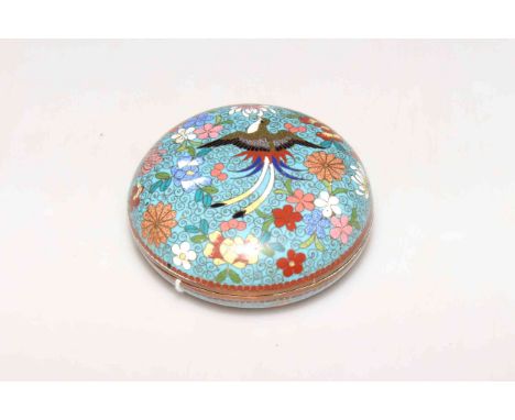 Chinese cloisonne enamel box and cover, 12cm wide